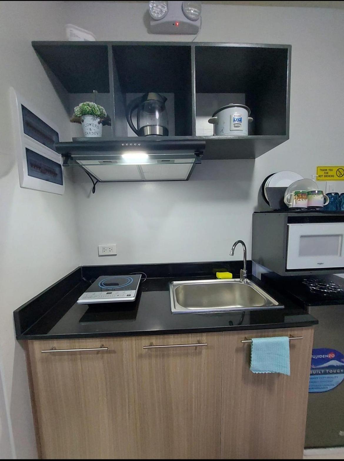 Condo In Camella Manors In Puerto Princesa Luaran gambar
